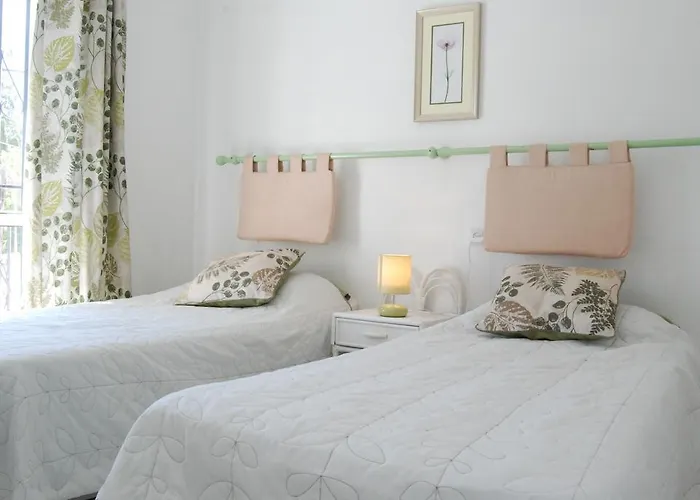 Pinos 25 Casasol * 네르하